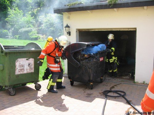 2009_05_24 Kontainerbrand Gollee Wiesenbek 004